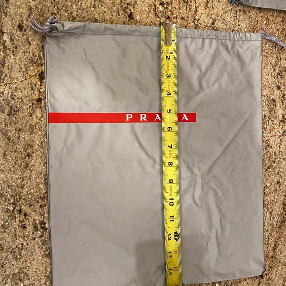 3 Waterproof Prada bags for shoes and 1 bag - Picture 10 of 14